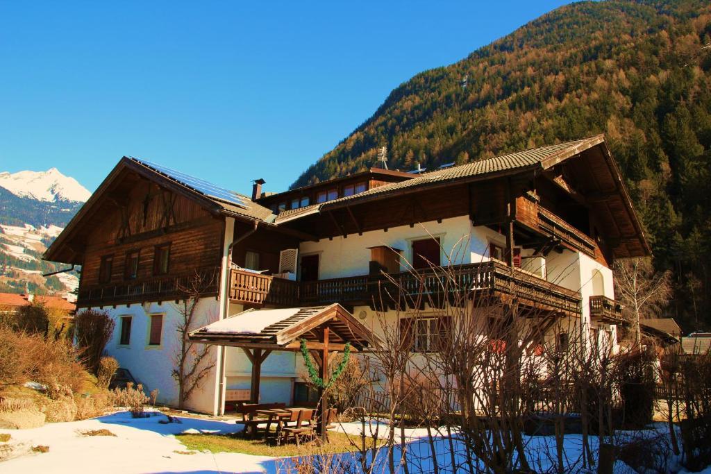 Gasthof Residence Brugghof & Erlhof Campo Tures Exteriér fotografie
